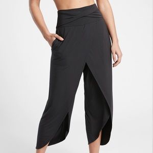 Athleta Release Pant - Black Large